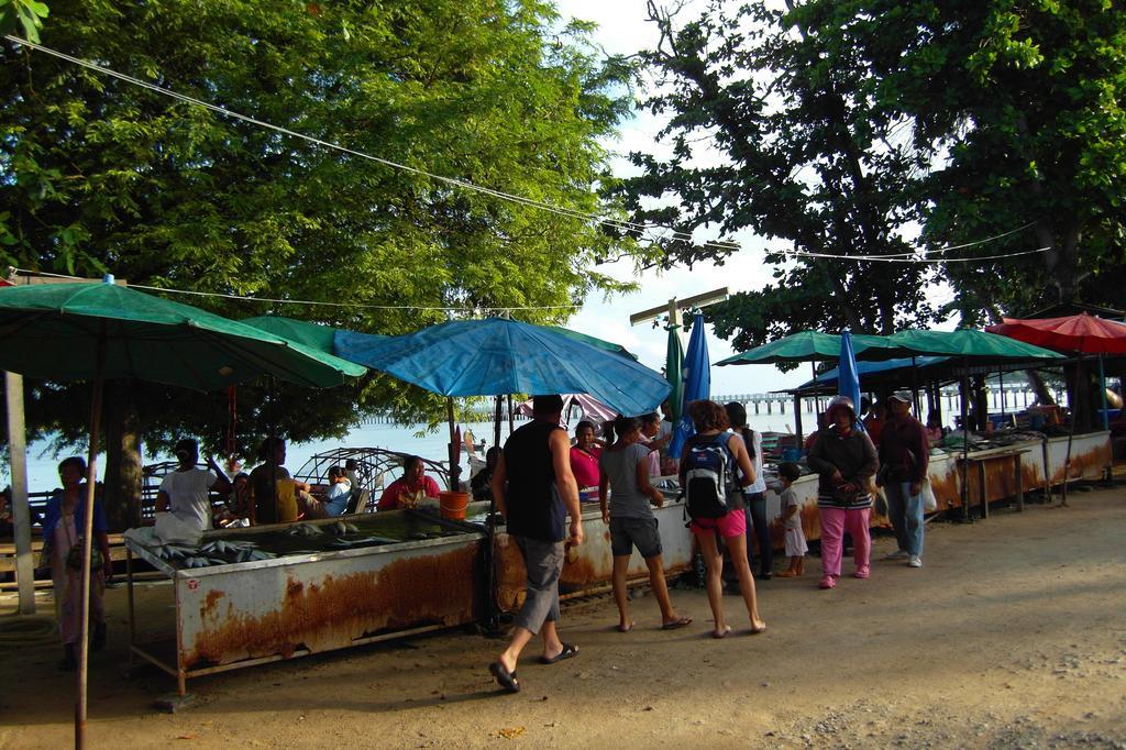 Palm Village Rawai Eksteriør bilde