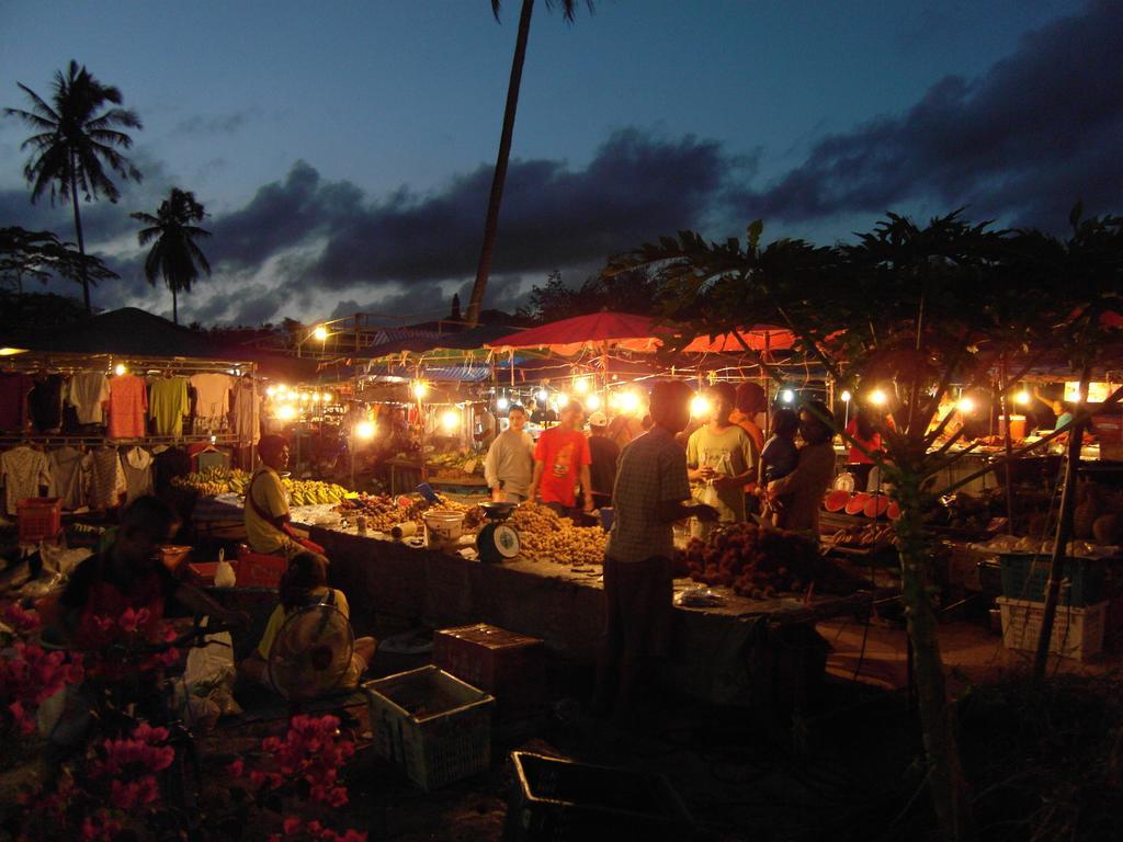 Palm Village Rawai Eksteriør bilde